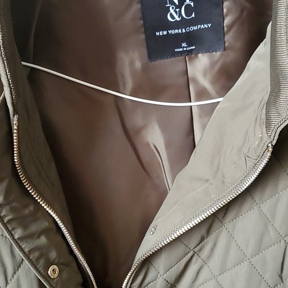 Jacket - Picture 3 of 3